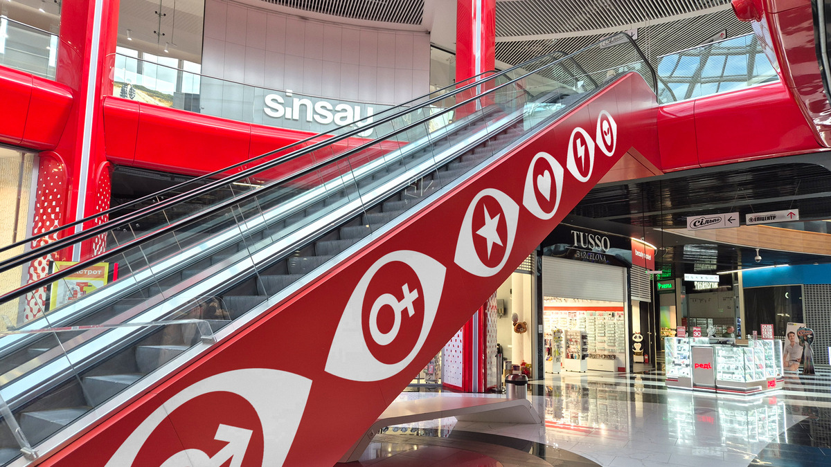 BLOCKBUSTER MALL — rebranding and advertising campaign 2024 image #16